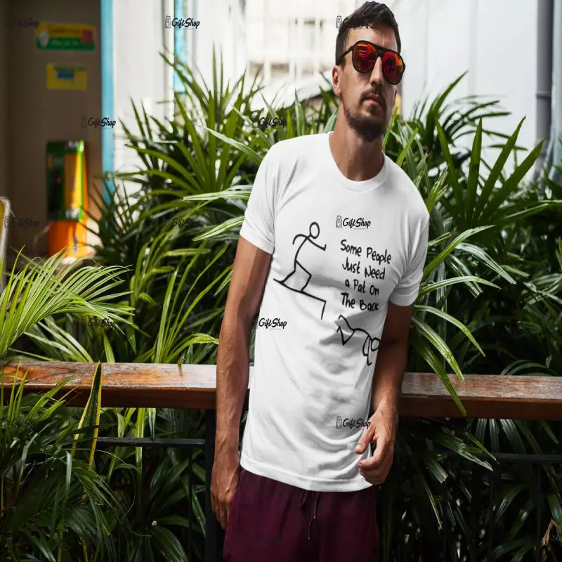 Some people just need..., tricou cu mesaj