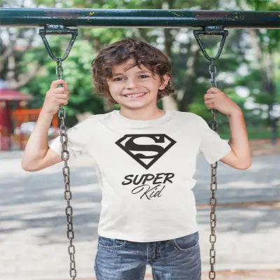 Super kid, tricou cu mesaj