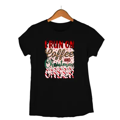 I run on coffee and christmas cheer  -   , tricou cu mesaj