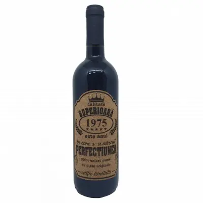 1975 este anul in care s-a nascut perfectiunea, eticheta pluta cu mesaj