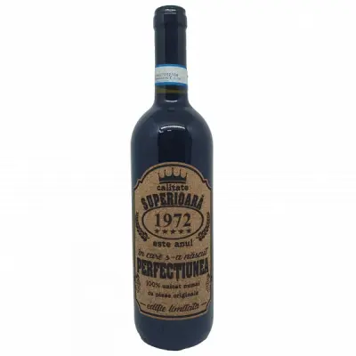1972 este anul in care s-a nascut perfectiunea, eticheta pluta cu mesaj