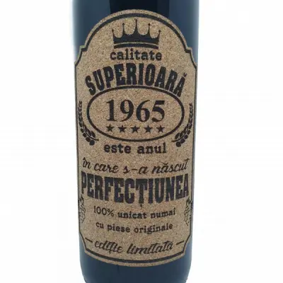1965 este anul in care s-a nascut perfectiunea, eticheta pluta cu mesaj