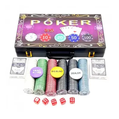 Set poker servieta300 jetoane, plus accesorii, model 47